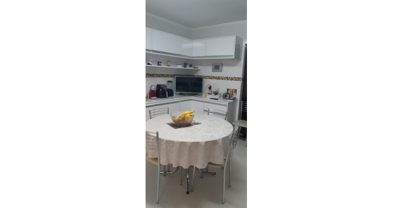 Casa à venda Rua José Amaro Peçanha, Parque São Domingos - Imóveis à Venda