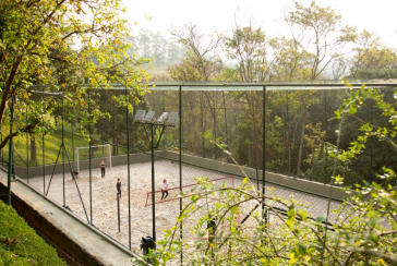 Casa à venda na Santana de Parnaíba no Bairro da Aldeia da Serra no Condomínio Morada das Flores, na Alameda das Anêmonas