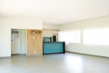 Casa à venda na Santana de Parnaíba no Bairro da Aldeia da Serra no Condomínio Morada das Flores, na Alameda das Anêmonas