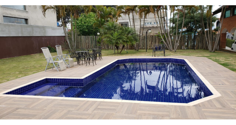 Casa à venda na Santana de Parnaíba no Bairro da Aldeia da Serra no Condomínio Morada das Flores, na Alameda das Anêmonas