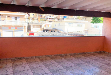 Sobrado à venda no Parque São Domingos na Rua Brigadeiro Henrique Fontenelle