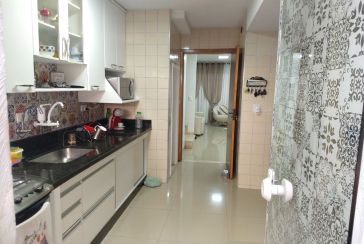 Sobrado á venda no Conjunto Residencial Vista Verde na Rua José Carlos de Resende