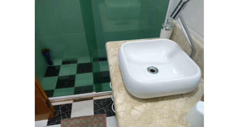 Sobrado á venda no Conjunto Residencial Vista Verde na Rua José Carlos de Resende