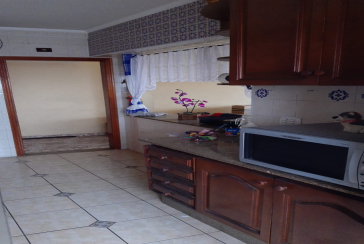 Apartamento à venda na Vila Pereira Barreto na Rua Luís Carneiro 255, no Condomínio Edifício Metrópolis