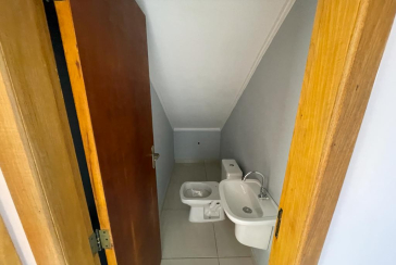 Sobrado novo à venda no Jaraguá na Rua Jimesana 18