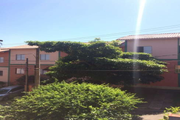 Sobrado à venda no Jaraguá na Rua Dona Gertrudes Jordão 257, no Condomínio Village Park 