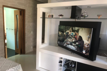 Sobrado à venda no Jaraguá na Rua Dona Gertrudes Jordão 257, no Condomínio Village Park 