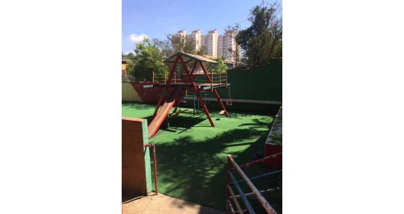 Sobrado à venda no Jaraguá na Rua Dona Gertrudes Jordão 257, no Condomínio Village Park 