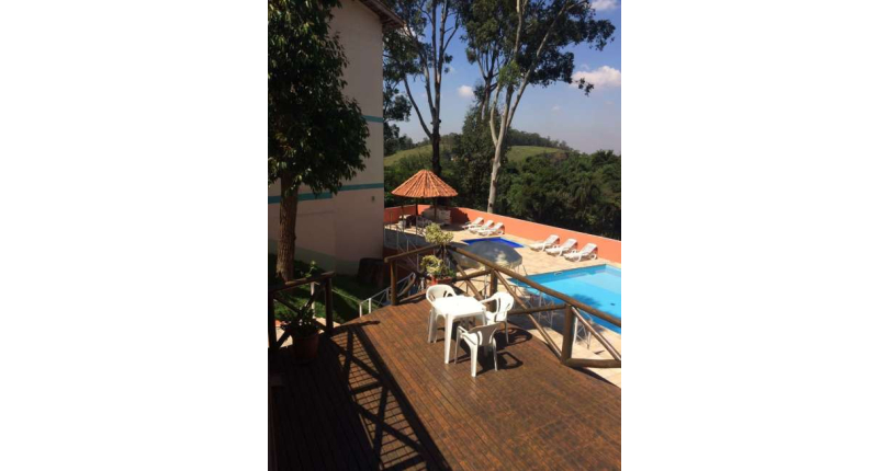 Sobrado à venda no Jaraguá na Rua Dona Gertrudes Jordão 257, no Condomínio Village Park 