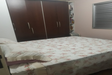 Sobrado à venda no Jaraguá na Rua Dona Gertrudes Jordão 257, no Condomínio Village Park 