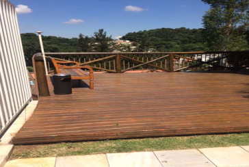 Sobrado à venda no Jaraguá na Rua Dona Gertrudes Jordão 257, no Condomínio Village Park 