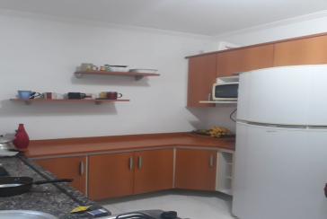 Sobrado à venda no Jaraguá na Rua Dona Gertrudes Jordão 257, no Condomínio Village Park 