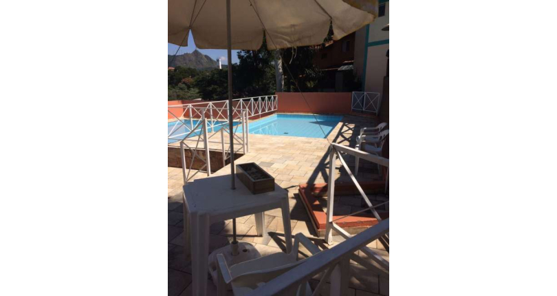 Sobrado à venda no Jaraguá na Rua Dona Gertrudes Jordão 257, no Condomínio Village Park 