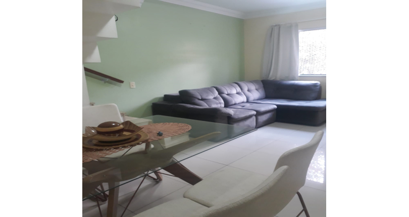 Sobrado à venda no Jaraguá na Rua Dona Gertrudes Jordão 257, no Condomínio Village Park 