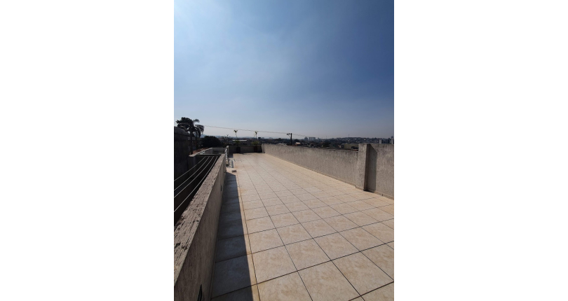 Sobrado à venda em Pirituba no Jardim São José na Rua Adele Zarzur 