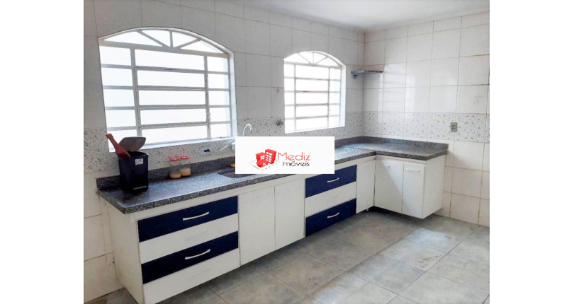 Belo Sobrado à venda na Vila Guedes na Rua Confidência Musical, 