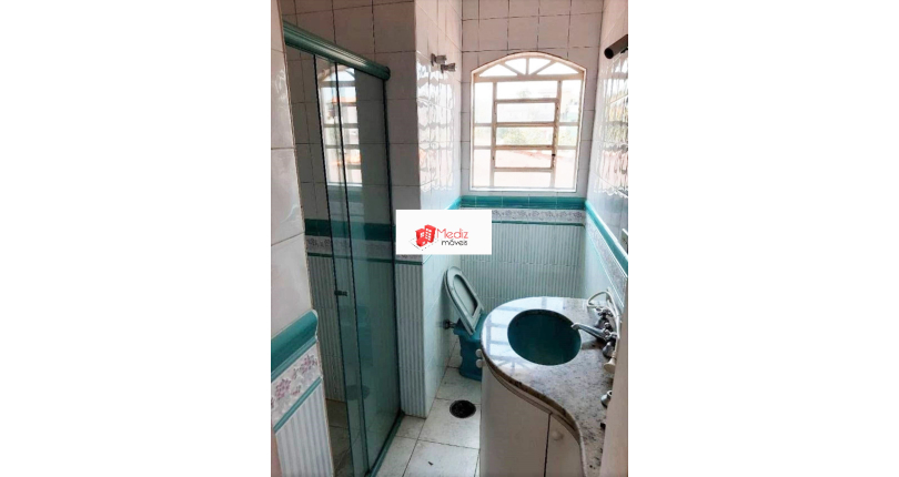 Belo Sobrado à venda na Vila Guedes na Rua Confidência Musical, 