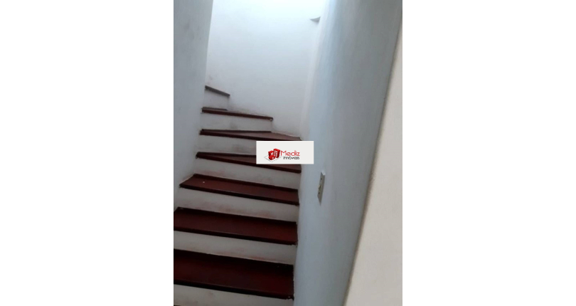 Belo Sobrado à venda na Vila Guedes na Rua Confidência Musical, 