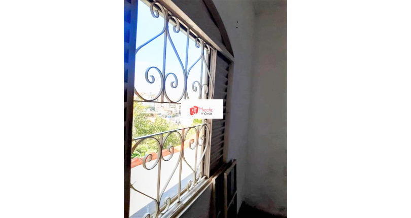 Belo Sobrado à venda na Vila Guedes na Rua Confidência Musical, 