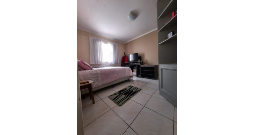 Sobrado à venda Rua Felisbino dos Santos, Chácara Inglesa - Imóveis à Venda