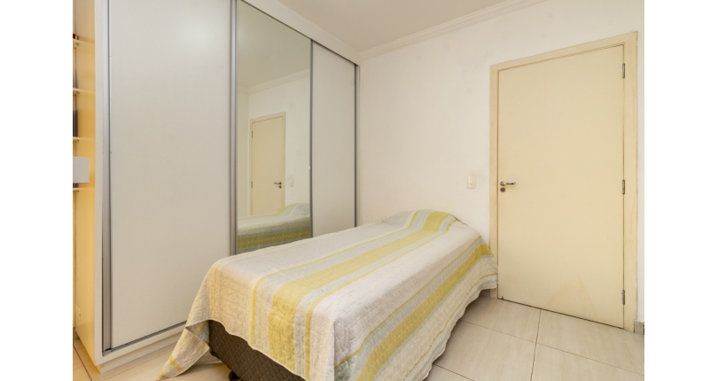 Sobrado à venda Rua Doutor Odon Carlos de Figueiredo Ferraz, Parque São Domingos - Imóveis à Venda