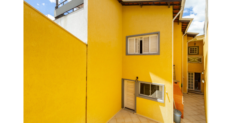 Sobrado à venda Rua Doutor Odon Carlos de Figueiredo Ferraz, Parque São Domingos - Imóveis à Venda