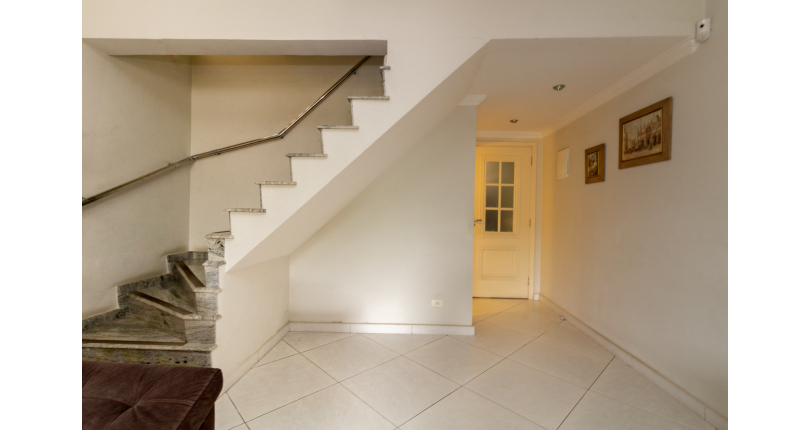 Sobrado à venda Rua Doutor Odon Carlos de Figueiredo Ferraz, Parque São Domingos - Imóveis à Venda