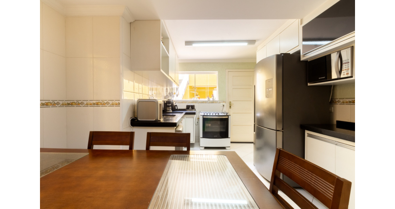 Sobrado à venda Rua Doutor Odon Carlos de Figueiredo Ferraz, Parque São Domingos - Imóveis à Venda