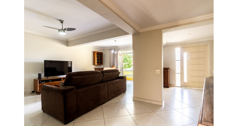 Sobrado à venda Rua Doutor Odon Carlos de Figueiredo Ferraz, Parque São Domingos - Imóveis à Venda