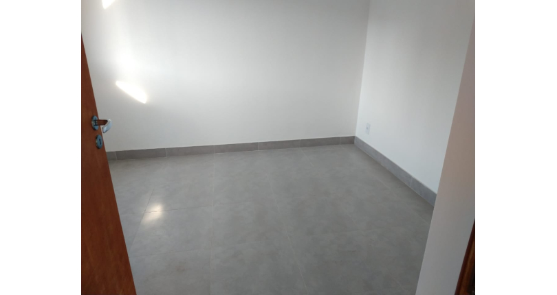 Apartamento à venda Avenida José Alves de Mira, 56, Vila Clarice - Imóveis à Venda