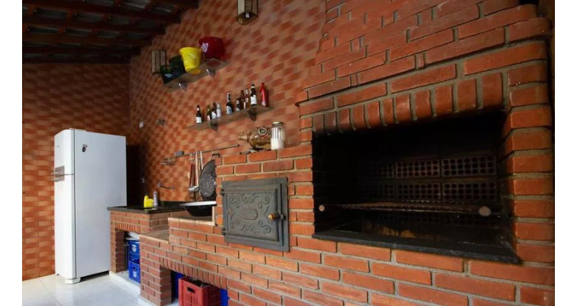 Sobrado à venda na Vila Palmeiras na Rua Antônio Teixeira Braga