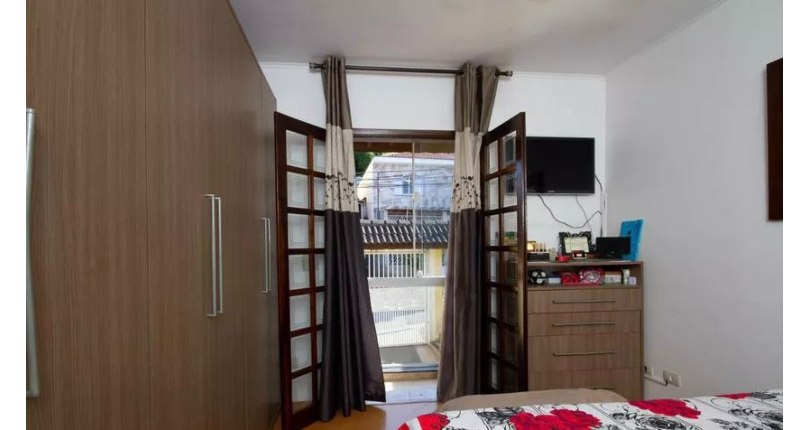 Sobrado à venda na Vila Palmeiras na Rua Antônio Teixeira Braga