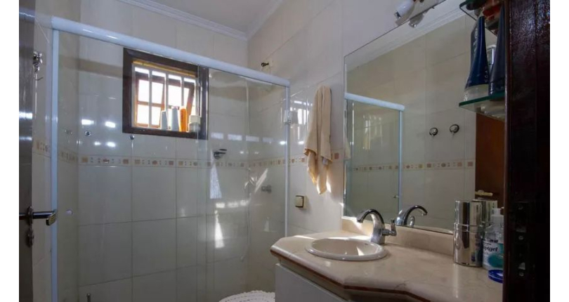 Sobrado à venda na Vila Palmeiras na Rua Antônio Teixeira Braga