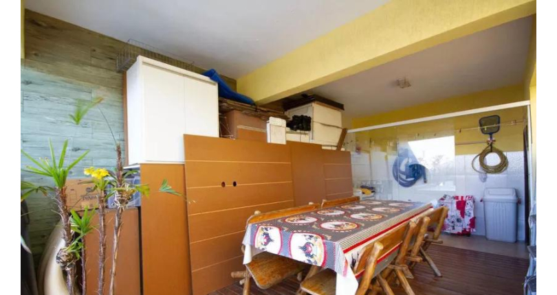 Sobrado à venda na Vila Palmeiras na Rua Antônio Teixeira Braga