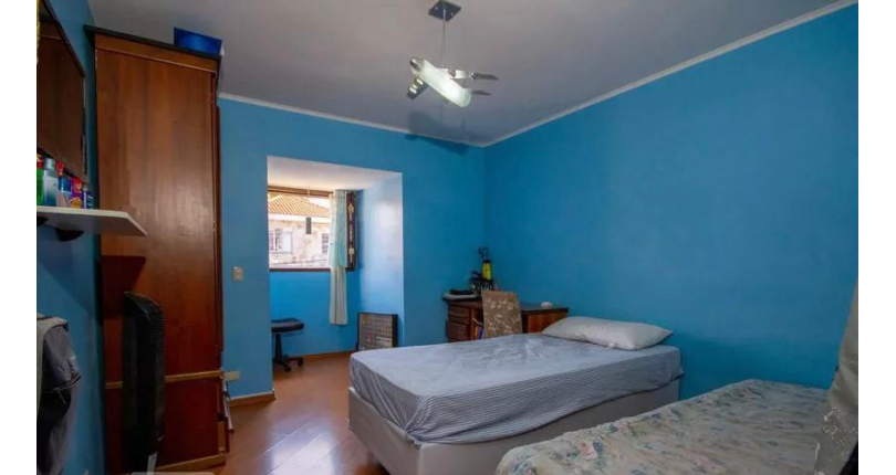 Sobrado à venda na Vila Palmeiras na Rua Antônio Teixeira Braga