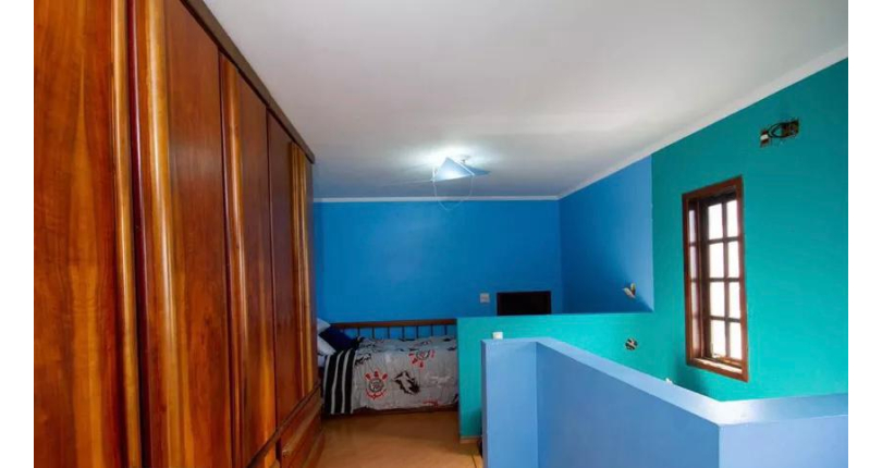 Sobrado à venda na Vila Palmeiras na Rua Antônio Teixeira Braga