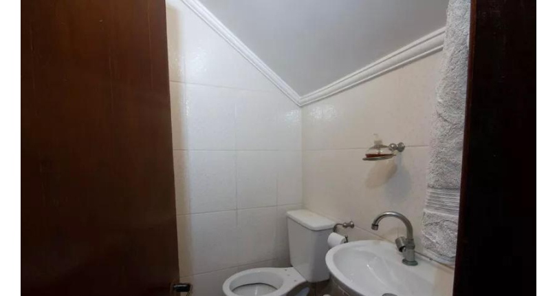 Sobrado à venda na Vila Palmeiras na Rua Antônio Teixeira Braga