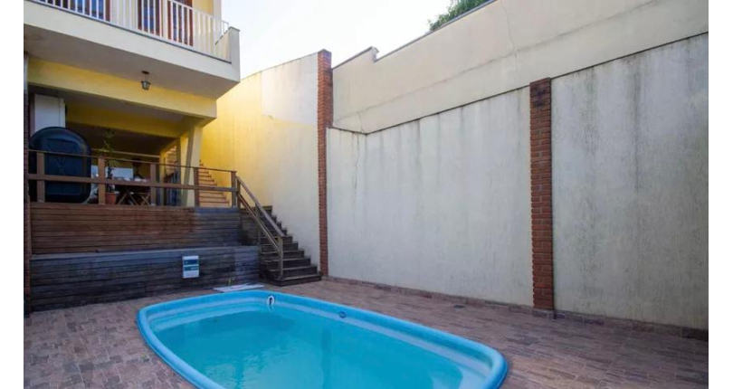 Sobrado à venda na Vila Palmeiras na Rua Antônio Teixeira Braga