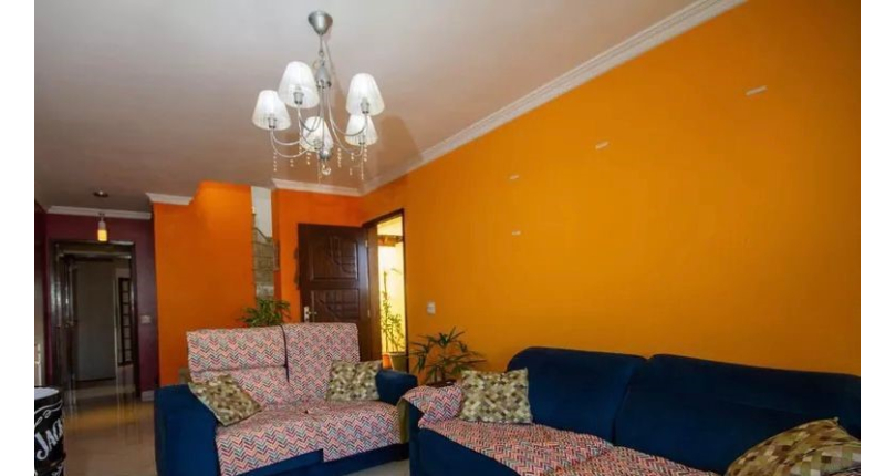 Sobrado à venda na Vila Palmeiras na Rua Antônio Teixeira Braga