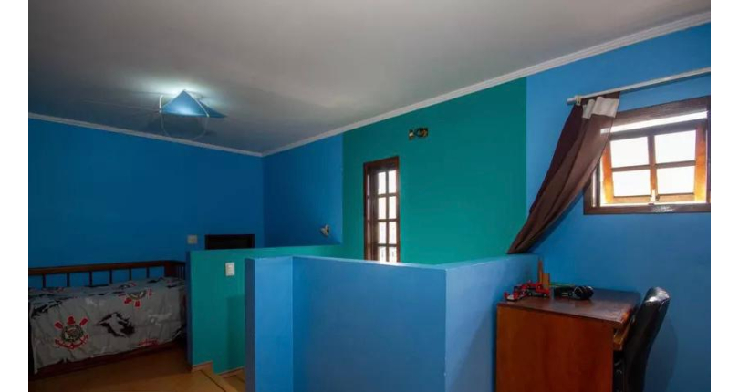 Sobrado à venda na Vila Palmeiras na Rua Antônio Teixeira Braga