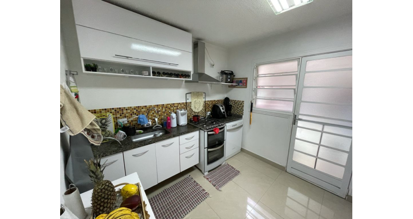 Sobrado à venda no Conjunto Residencial Vista Verde na Rua Desembargador Lauro de Souza Alves