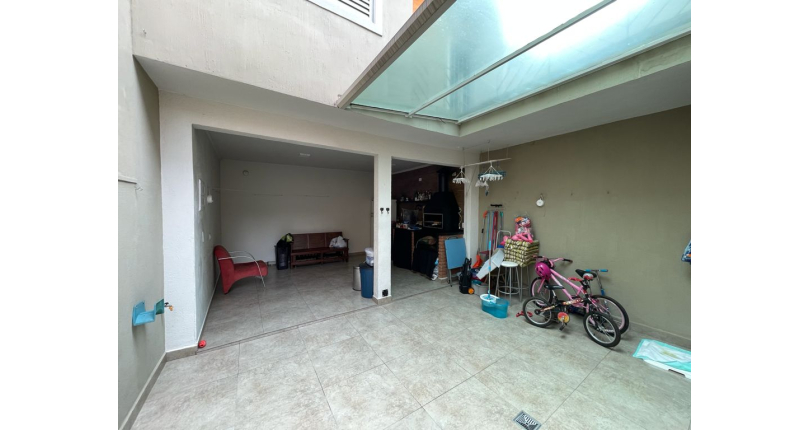 Sobrado à venda no Conjunto Residencial Vista Verde na Rua Desembargador Lauro de Souza Alves