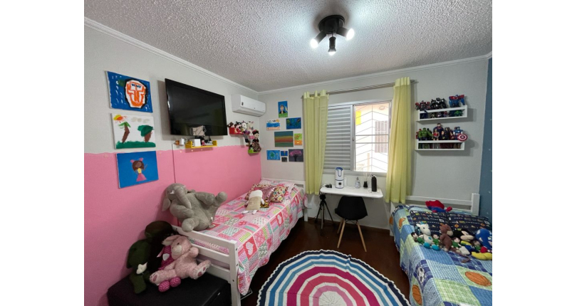 Sobrado à venda no Conjunto Residencial Vista Verde na Rua Desembargador Lauro de Souza Alves