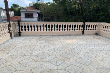 LINDO Sobrado à venda na Vila na Rua Altamira do Paraná