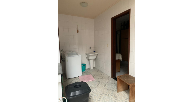 Sobrado à venda Rua Altamira do Paraná, Vila Jaguará - Imóveis à Venda