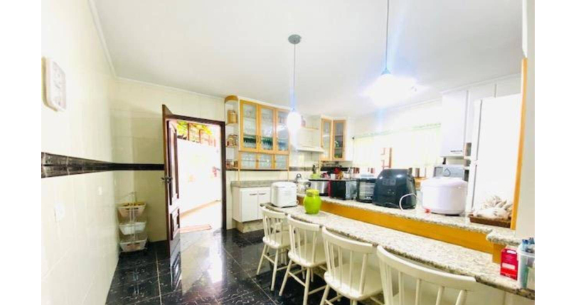 Belíssimo Sobrado à venda no City América na Rua Acádio, com 4 dormitórios sendo 3 suítes