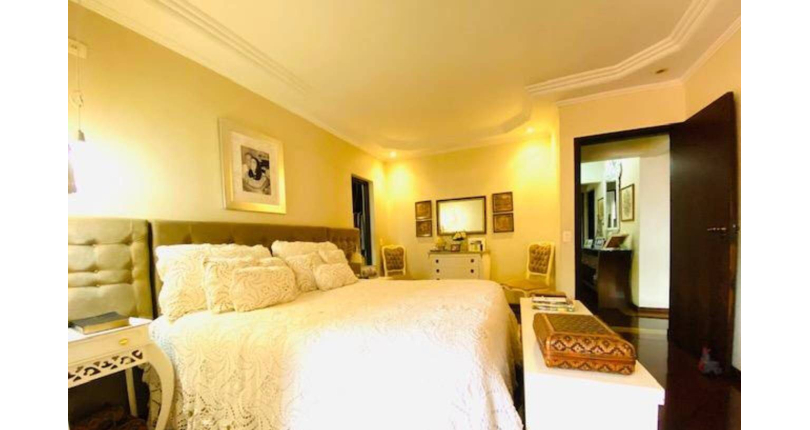 Belíssimo Sobrado à venda no City América na Rua Acádio, com 4 dormitórios sendo 3 suítes