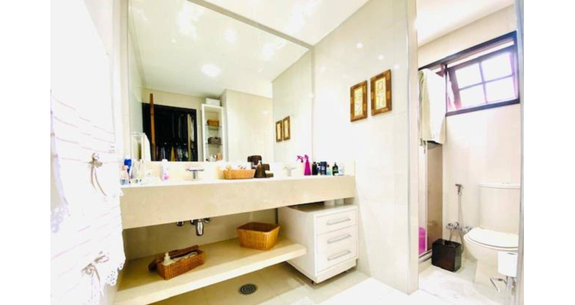 Belíssimo Sobrado à venda no City América na Rua Acádio, com 4 dormitórios sendo 3 suítes