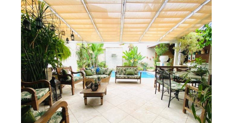 Belíssimo Sobrado à venda no City América na Rua Acádio, com 4 dormitórios sendo 3 suítes