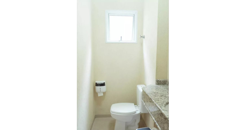 Lindo Sobrado à venda no Parque São Domingos na Rua Waltrudes Correa